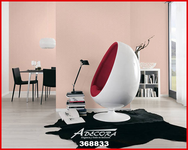 Sonnige, natürliche Steinwand für mediterranes Wohngefühl