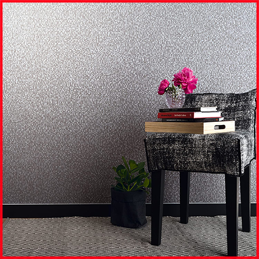 Sonnige, natürliche Steinwand für mediterranes Wohngefühl