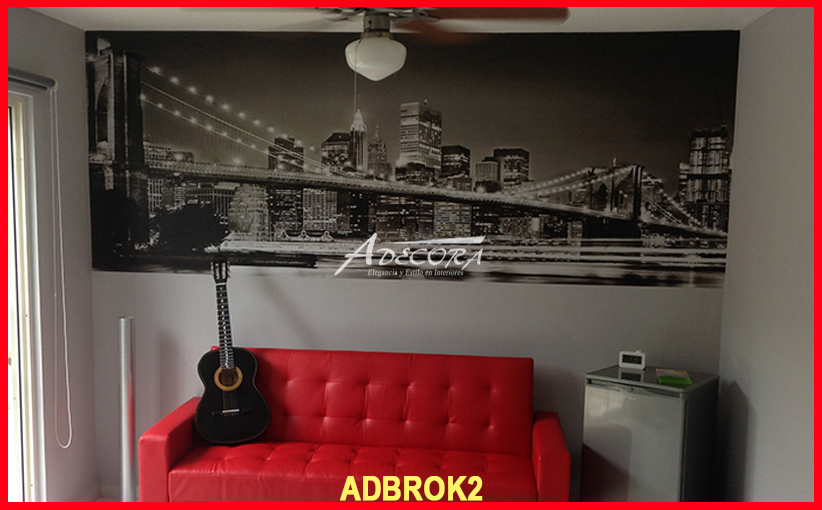 Sonnige, natürliche Steinwand für mediterranes Wohngefühl