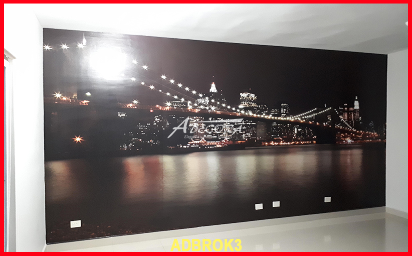 Sonnige, natürliche Steinwand für mediterranes Wohngefühl