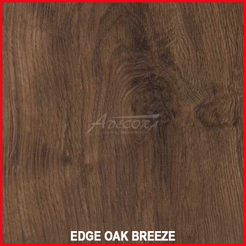 Sonnige, natürliche Steinwand für mediterranes Wohngefühl