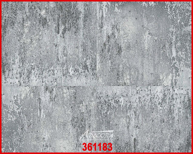 Sonnige, natürliche Steinwand für mediterranes Wohngefühl