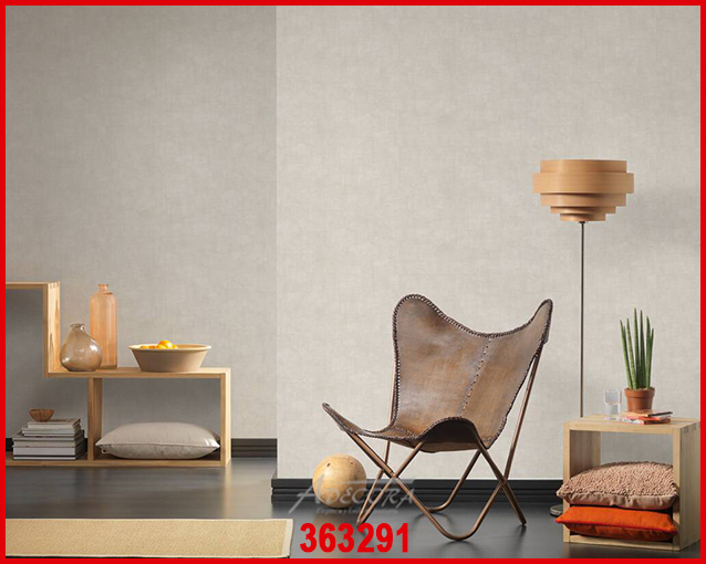 Sonnige, natürliche Steinwand für mediterranes Wohngefühl