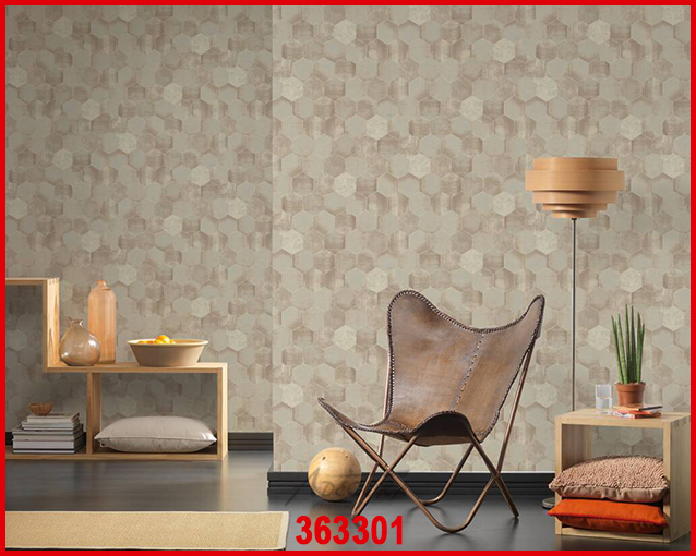 Sonnige, natürliche Steinwand für mediterranes Wohngefühl