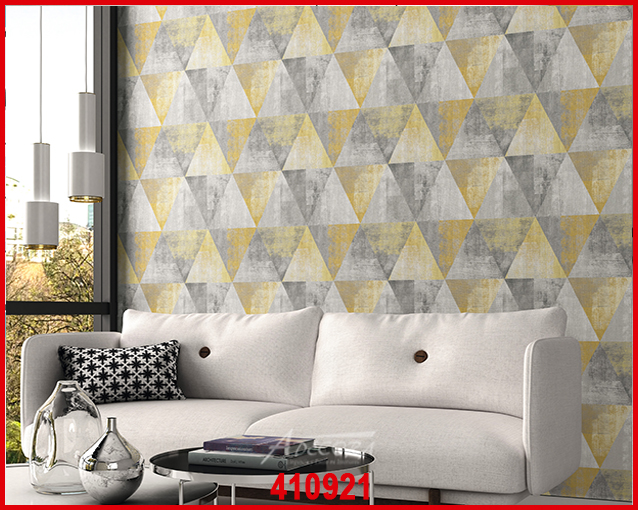 Sonnige, natürliche Steinwand für mediterranes Wohngefühl